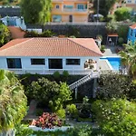 Marina סאוסאל